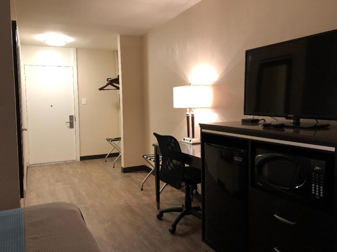 Inn Of Long Beach Bagian luar foto